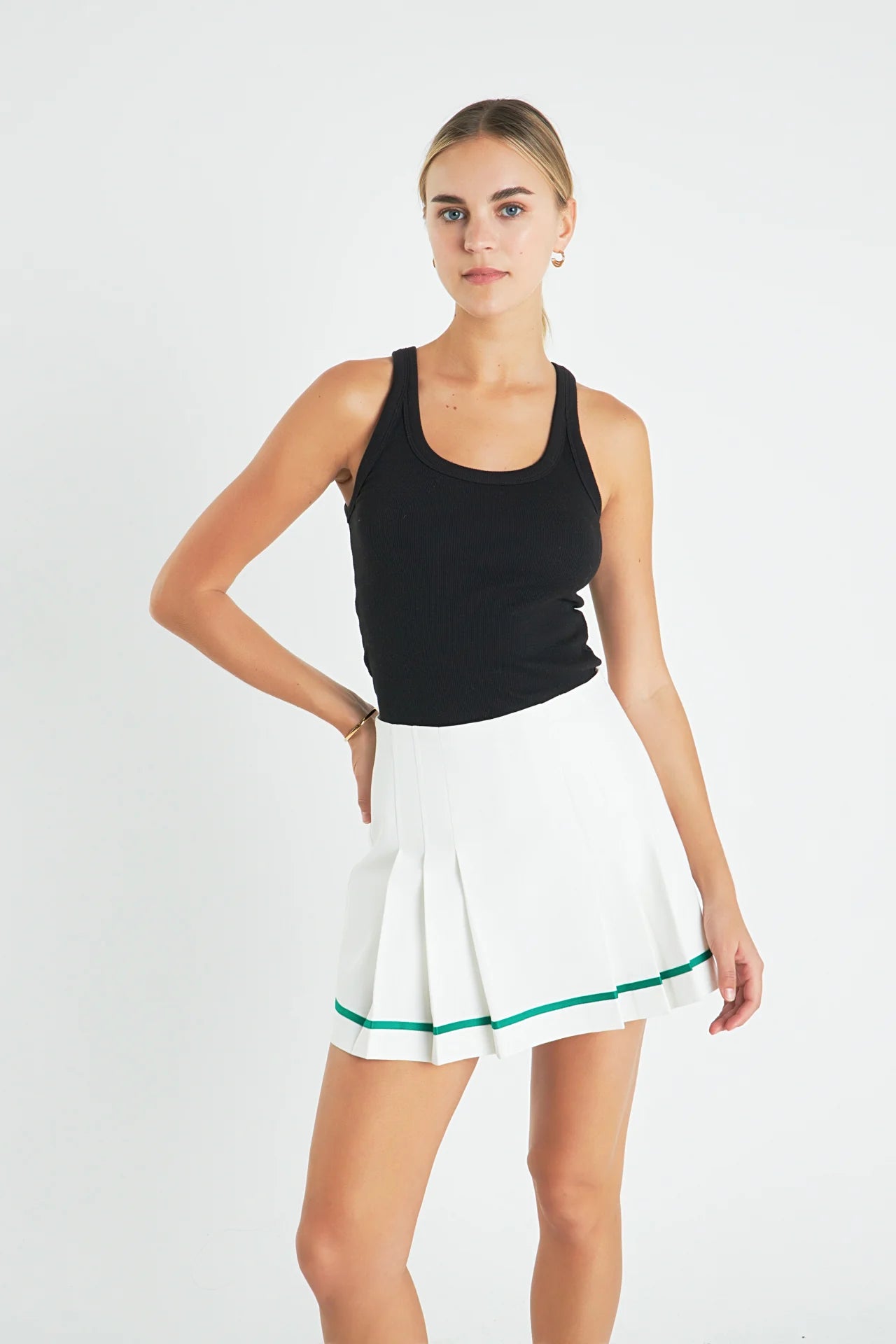 SALE | Pleated Mid Rise Skort