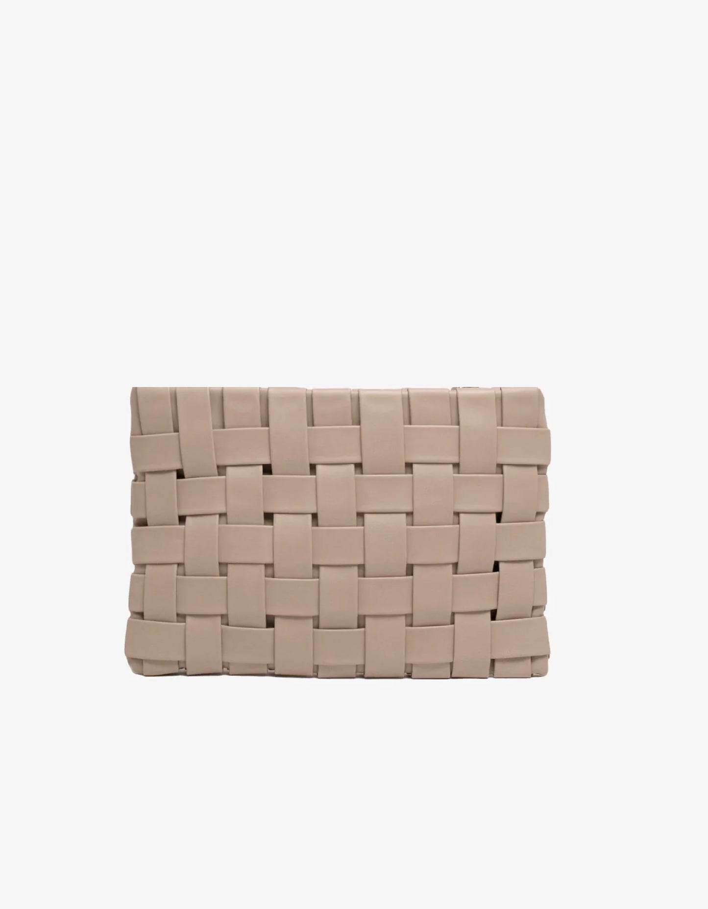 Remi+Reid Lindy Clutch Woven Large in Tan