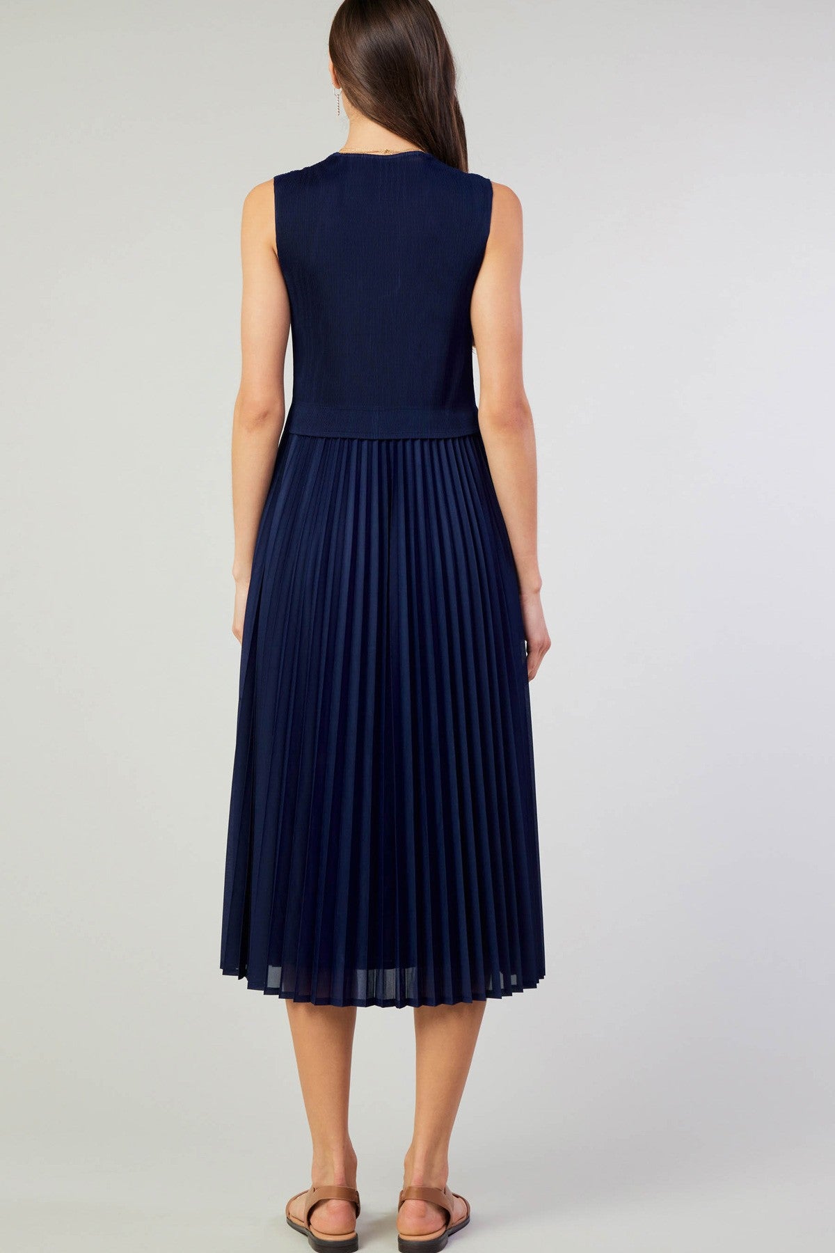 Sleeveless VNeck Pleated Midi Dress | Mixed Media | Navy Blue | Current Air