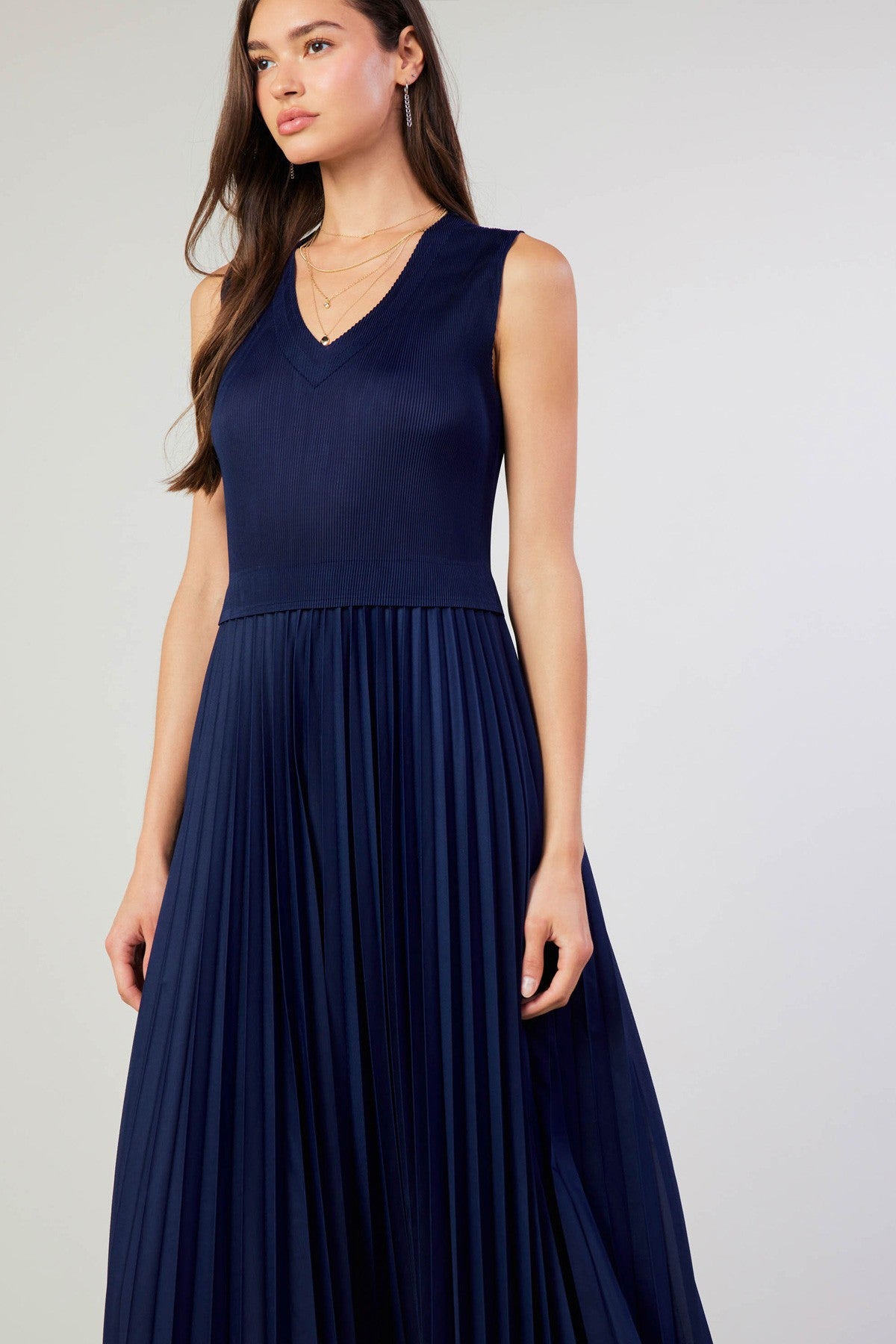 Sleeveless VNeck Pleated Midi Dress | Mixed Media | Navy Blue | Current Air