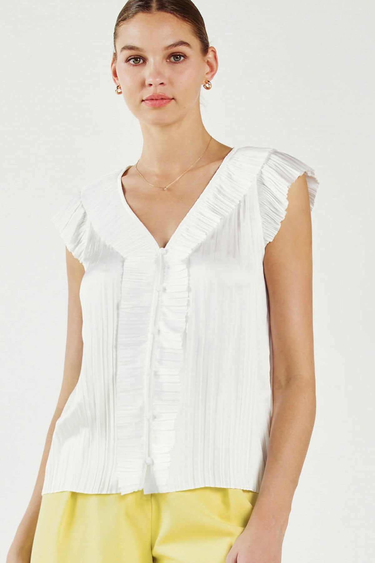 white crinkle vneck flowy tank