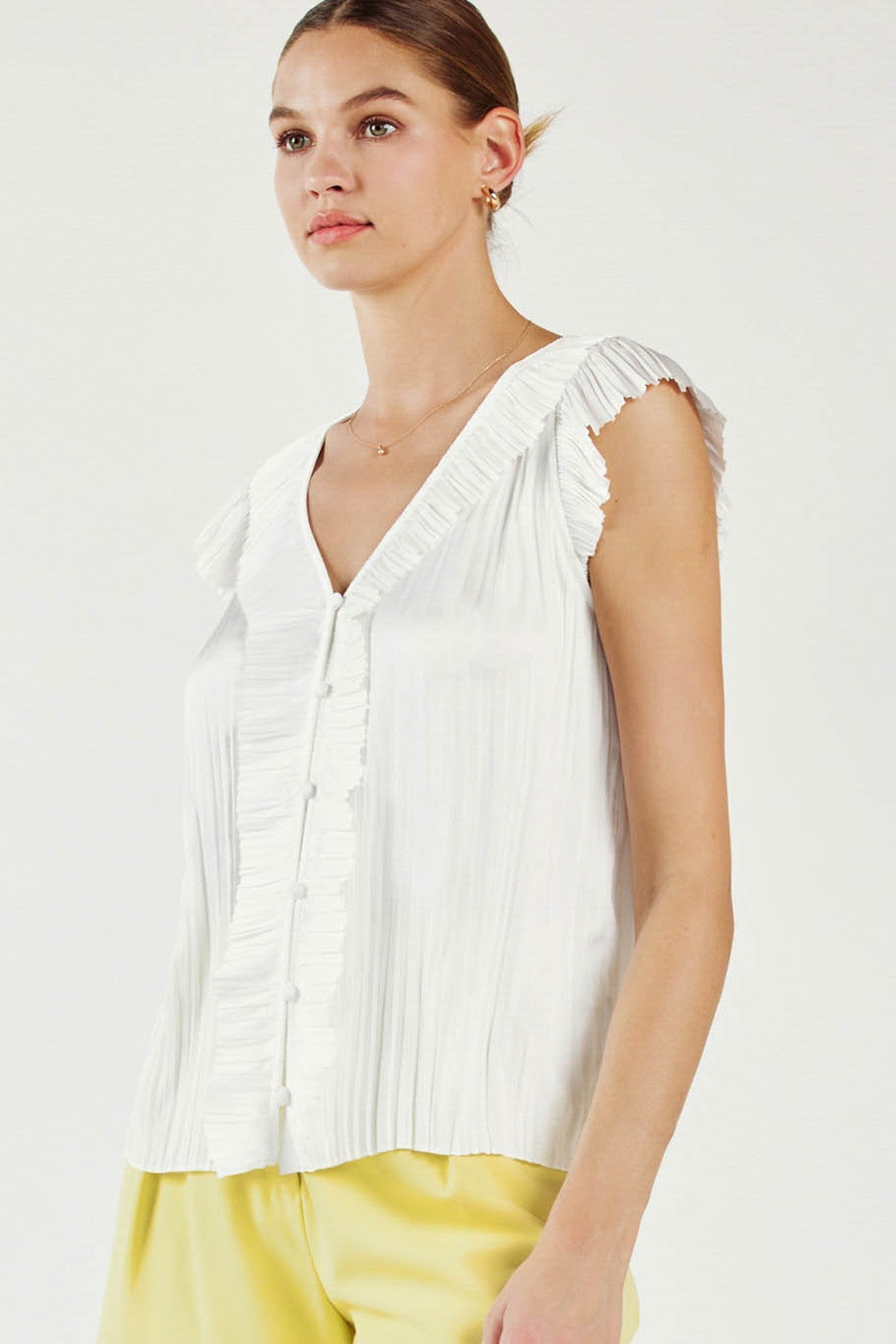 white crinkle vneck flowy tank