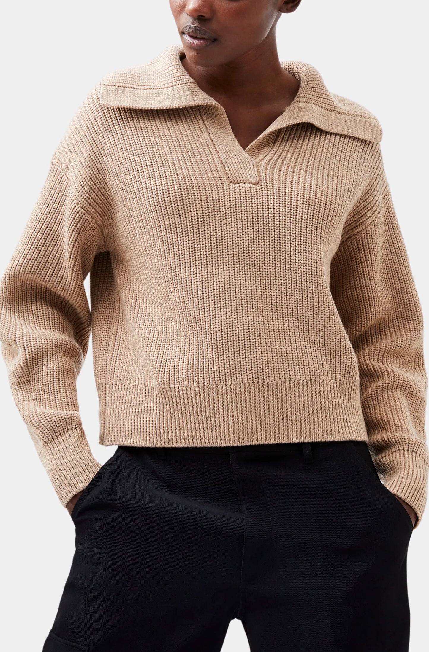 beige tan ribbed knit vneck pullover sweater with collar