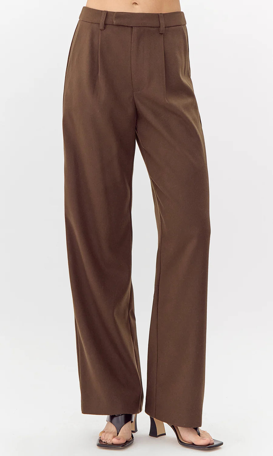 brown mid rise wide leg slacks with pockets and belt loops