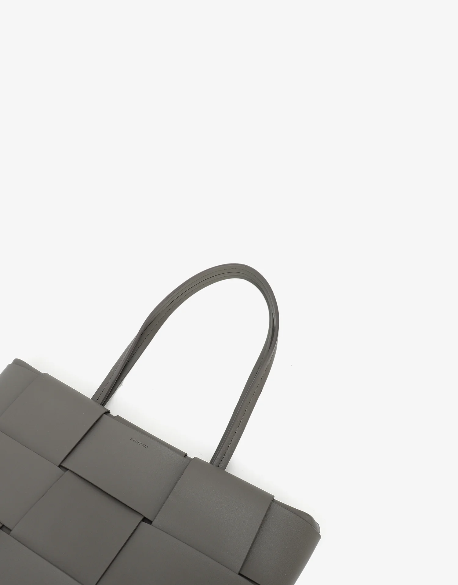 woven grey shoulder tote