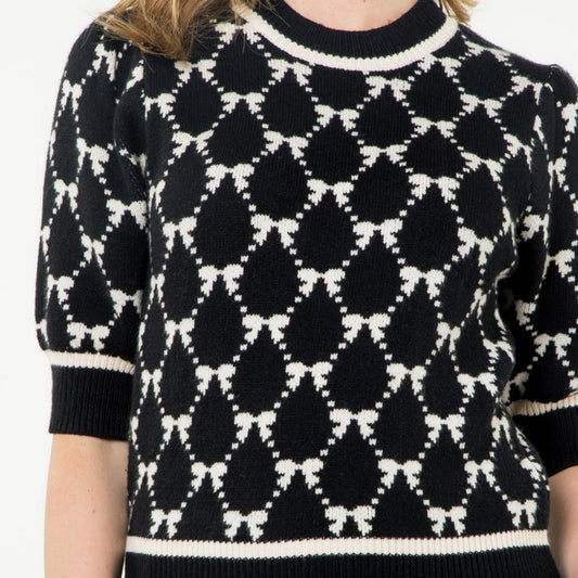 short sleeve knit sweater with bow design in black and ivory