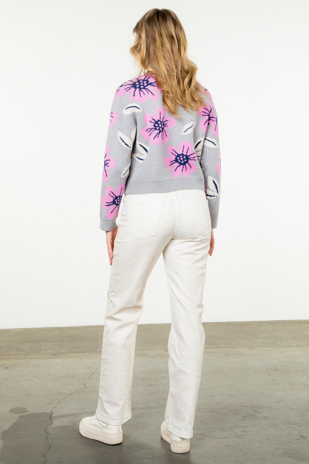 grey crew neck sweater with pink and navy flowers